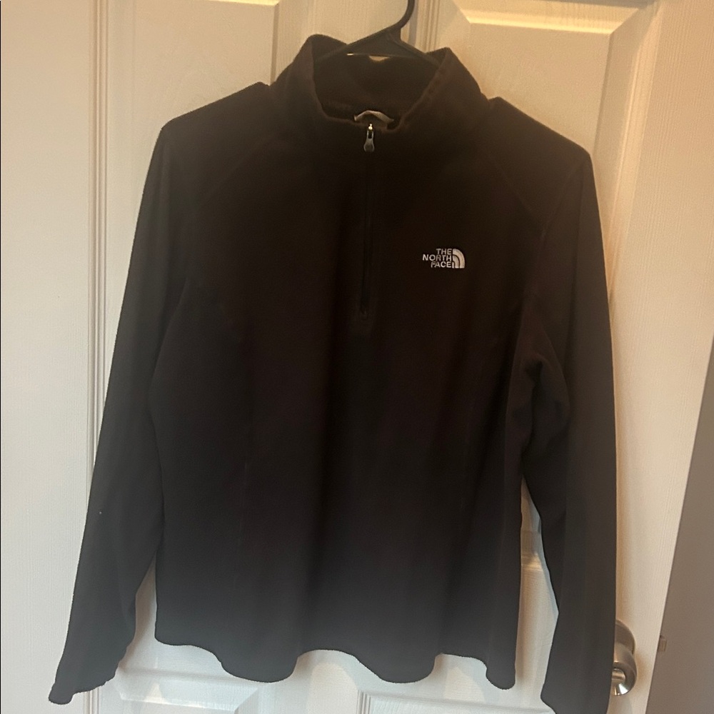 Ladies North Face fleece 1/4 zip